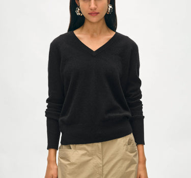 CASHMERE VNECK- BLACK