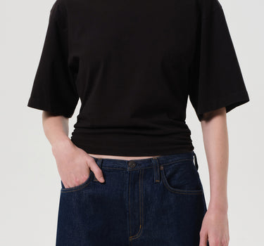 Shari Tee in Black