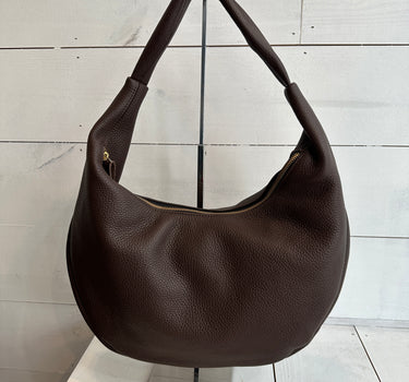 LUCIA HOBO IN CHESTNUT