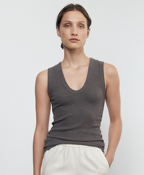 Textured Rib Sleeveless U