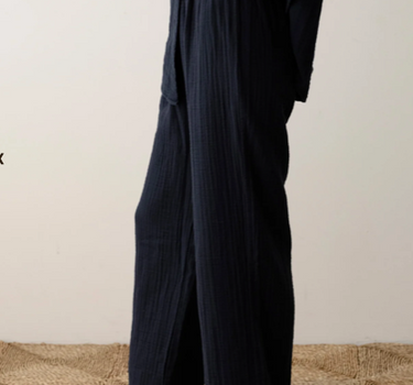 The Bubble Crop Simple Pant