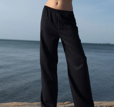The Linen Everything Pant in Black