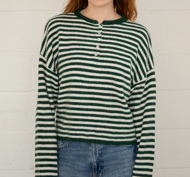 Pisces Henley Pullover