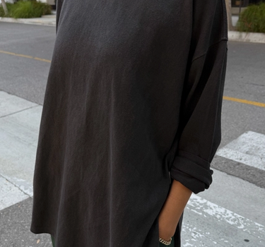 Sunday Tee- Almost Black