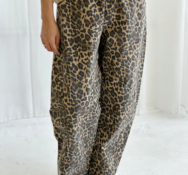LONG ARC PANTS- LEOPARD