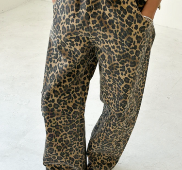 LONG ARC PANTS- LEOPARD