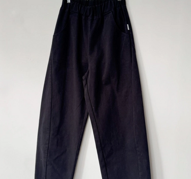 LONG ARC PANTS- BLACK