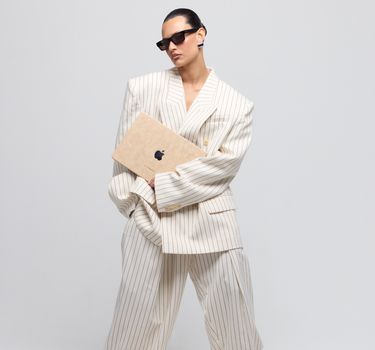 CASHMERE CASE