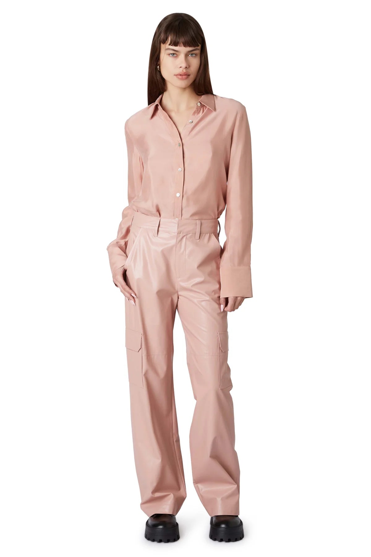 VEGAN LEATHER CARGO PANT PINK